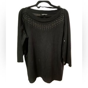 Black sweater with bling